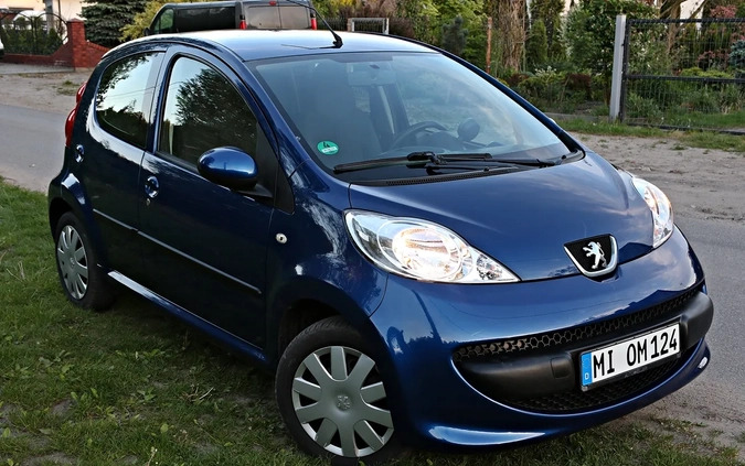 Peugeot 107 cena 10400 przebieg: 148200, rok produkcji 2006 z Gostynin małe 781